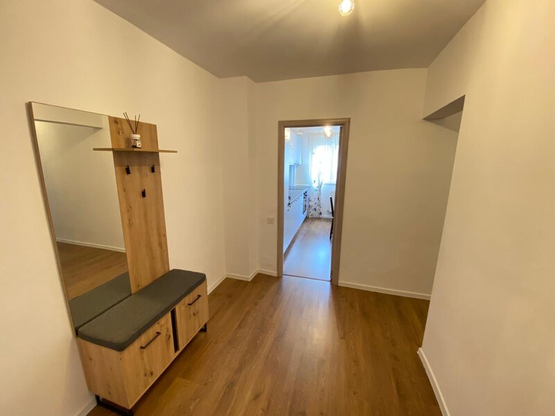 Rahova, Lic. Bolintineanu, complet mobilat si utilat -